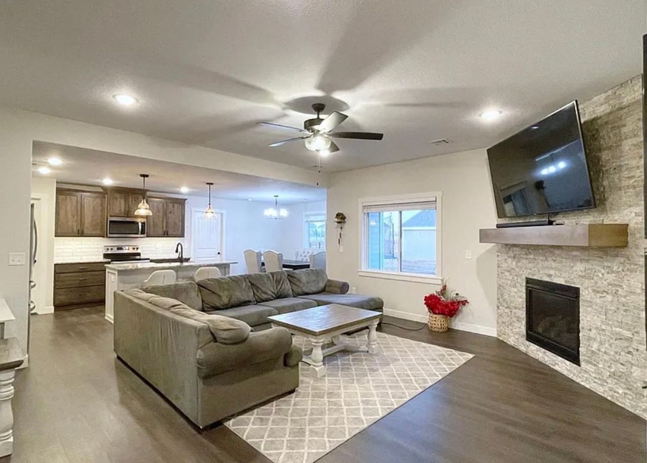 4667 Raven Creek Dr - Photo 3 of 21