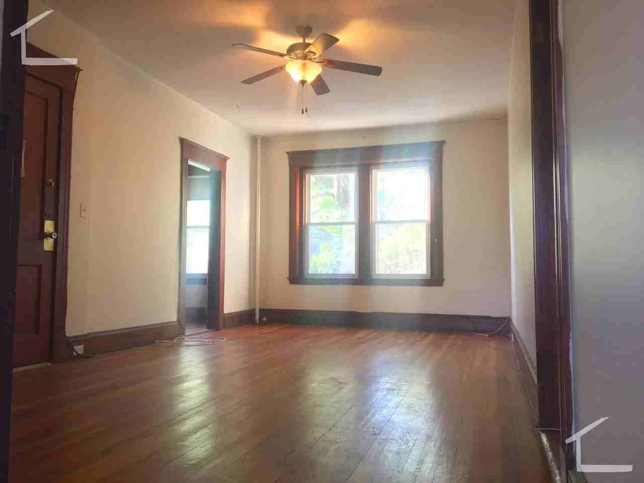 126 Englewood Ave - Photo 3 of 18