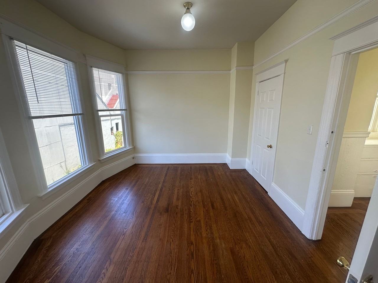 438 Castro St - Photo 7 of 16