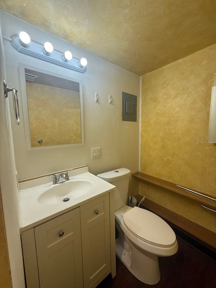500 Baranof Ave - Photo 7 of 7