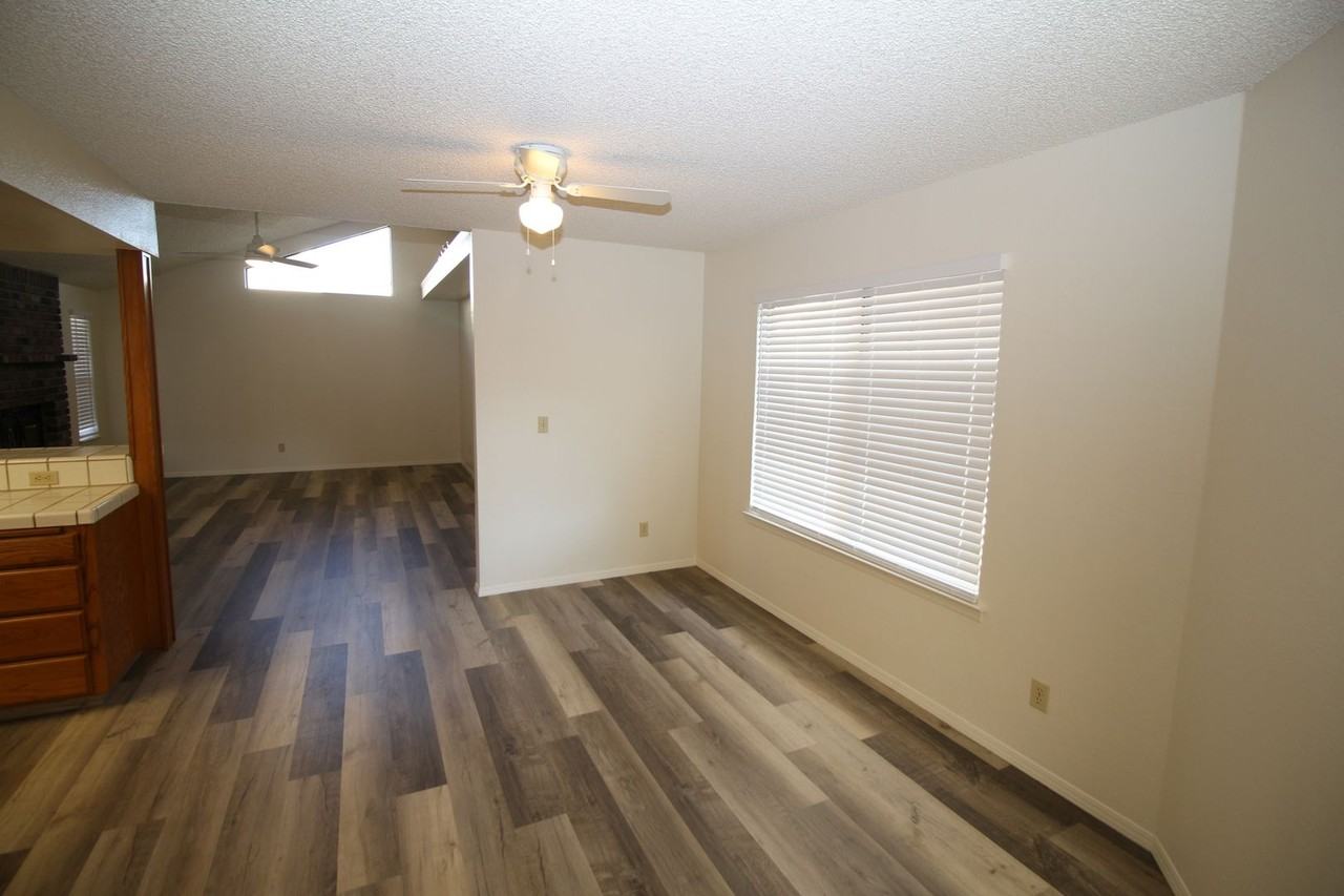 5110 W Kadota Ave - Photo 6 of 20