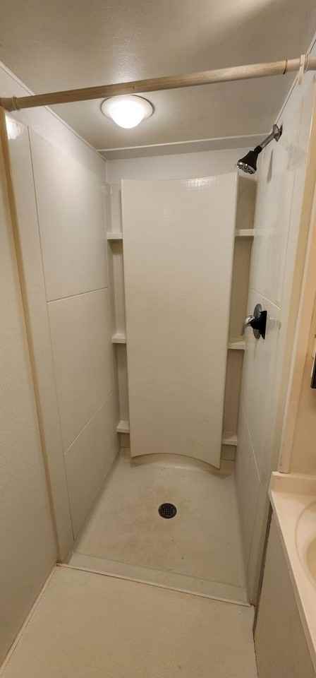 176 Willard Ave - Photo 3 of 10