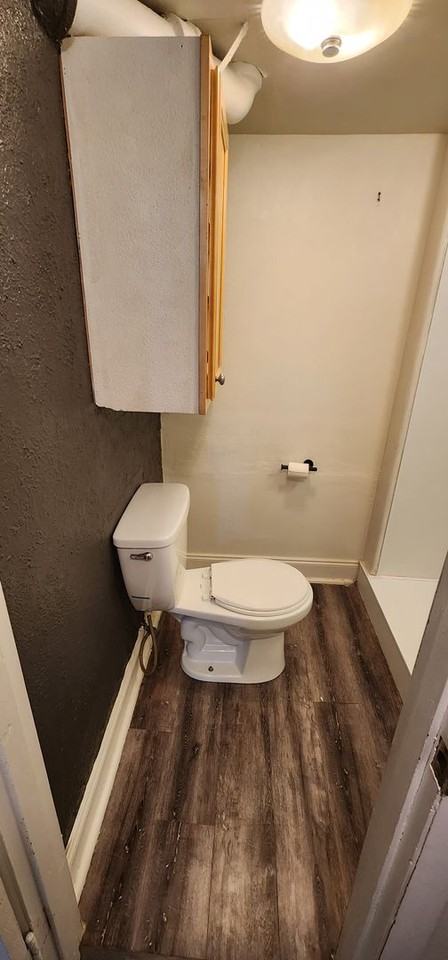 176 Willard Ave - Photo 5 of 10