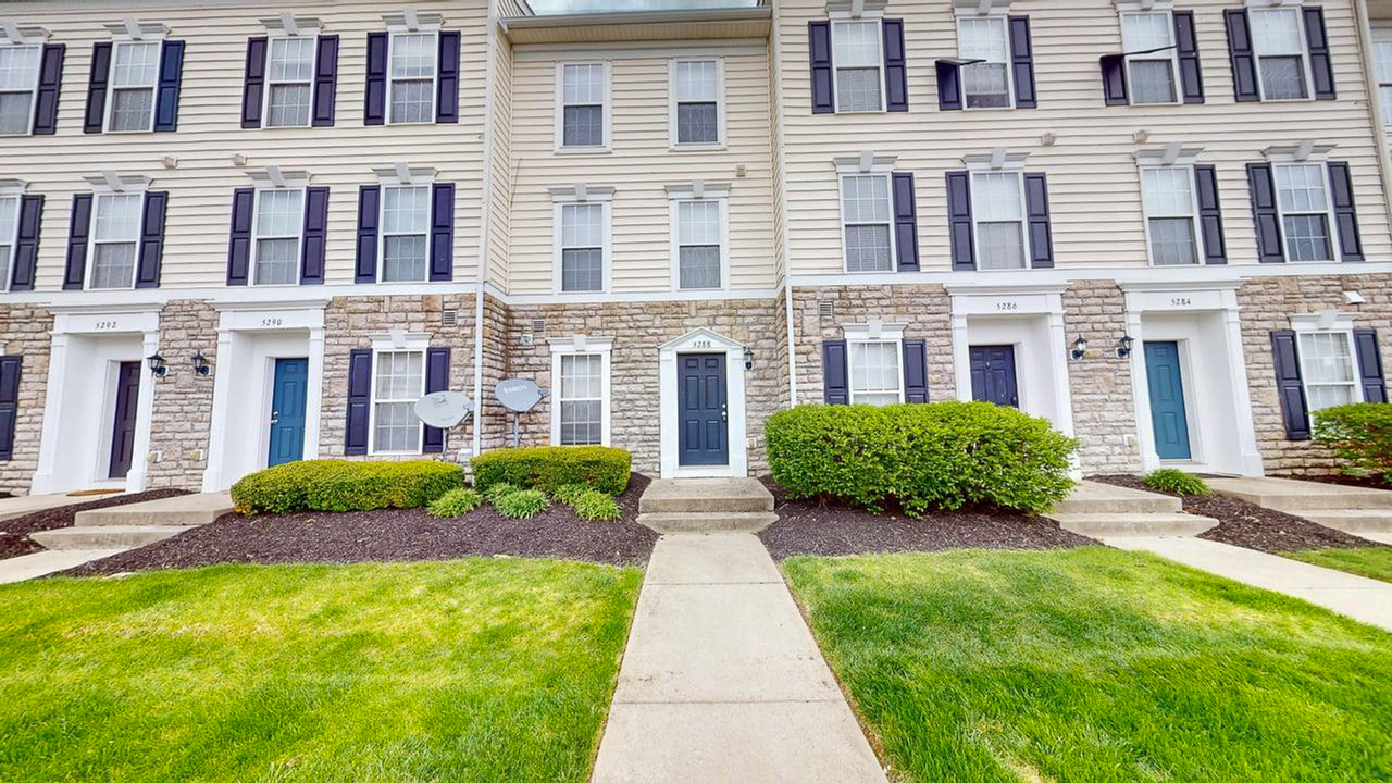 5288 Royal Arch Cascade Dr - Photo 2 of 29