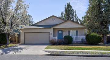 featured image of 2639 Ne Brian Ray Ct