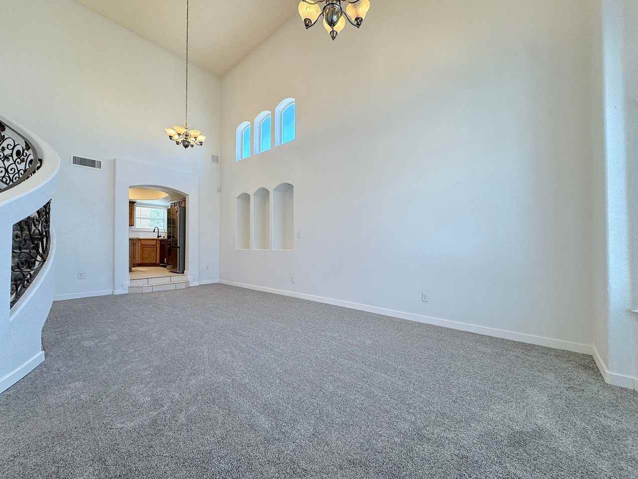 12716 Tierra Arleth Dr - Photo 6 of 30