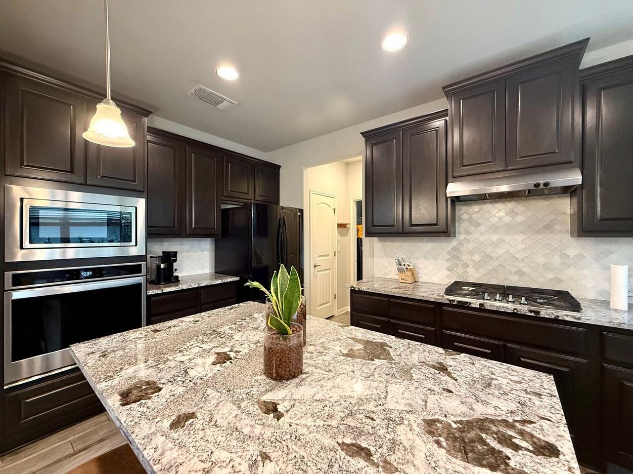 5308 Baythorne Dr - Photo 5 of 16