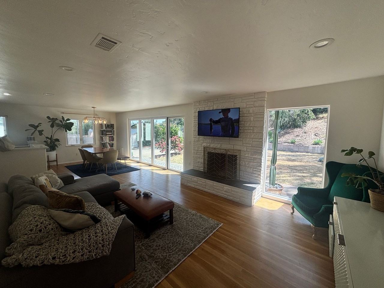 4424 Cynthia Pl - Photo 2 of 16