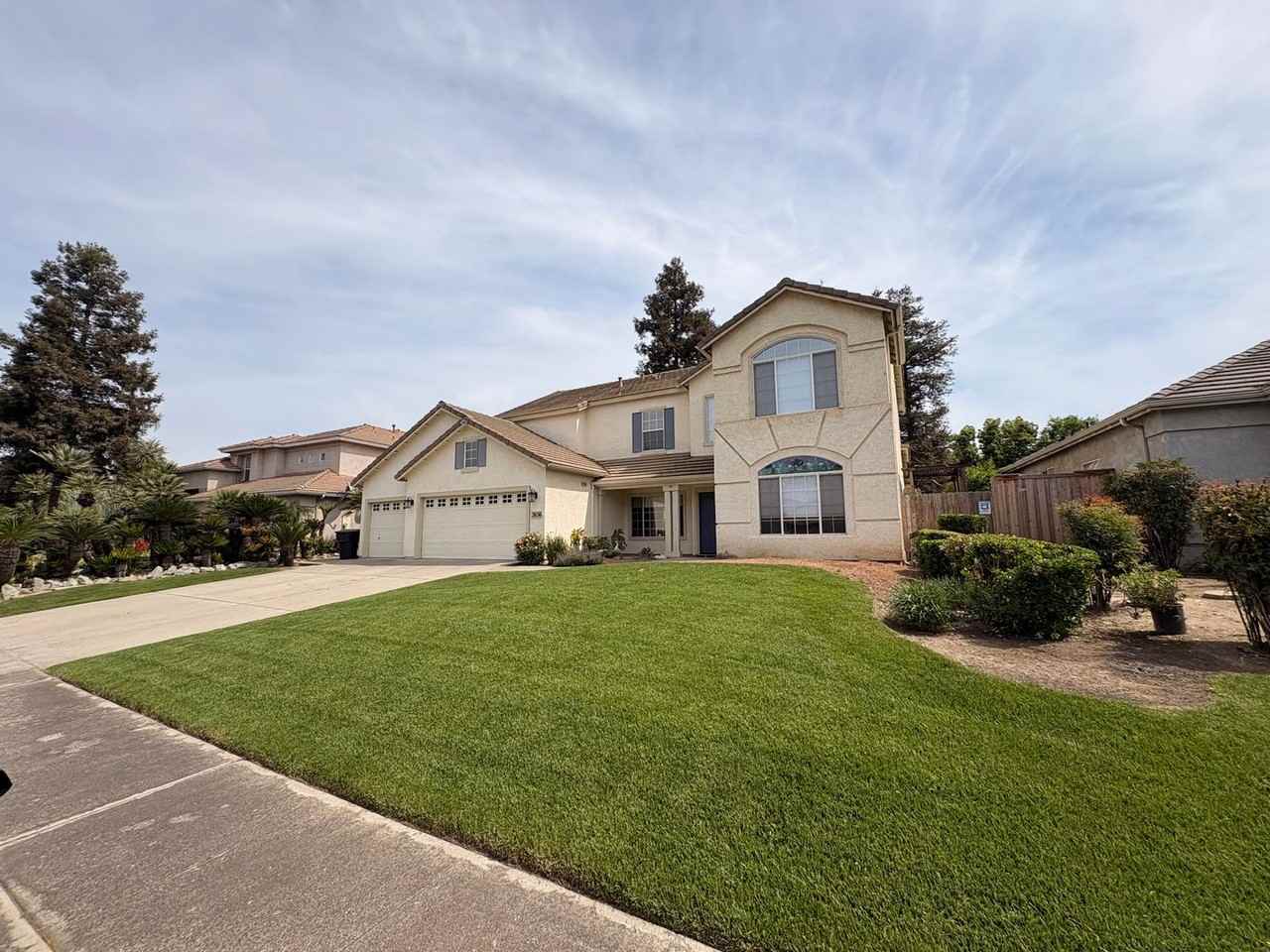 2636 S Peppertree St - Photo 2 of 3