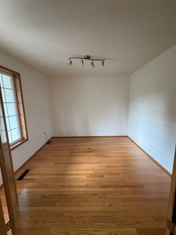 2610 Sandstone Ln - Photo 5 of 20