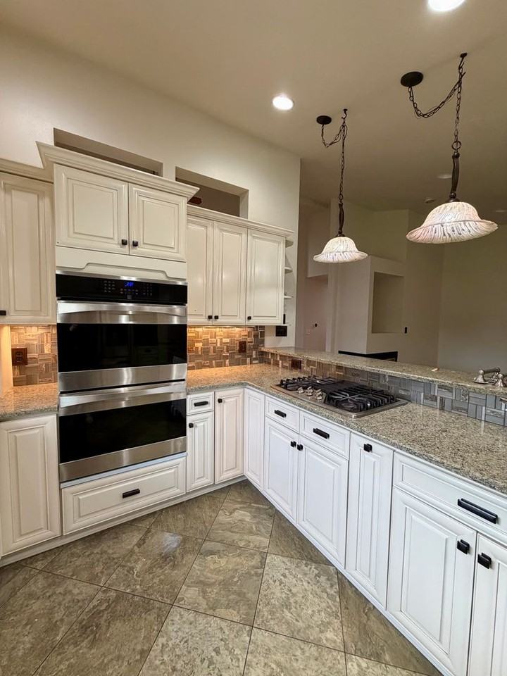 2610 Sandstone Ln - Photo 7 of 20