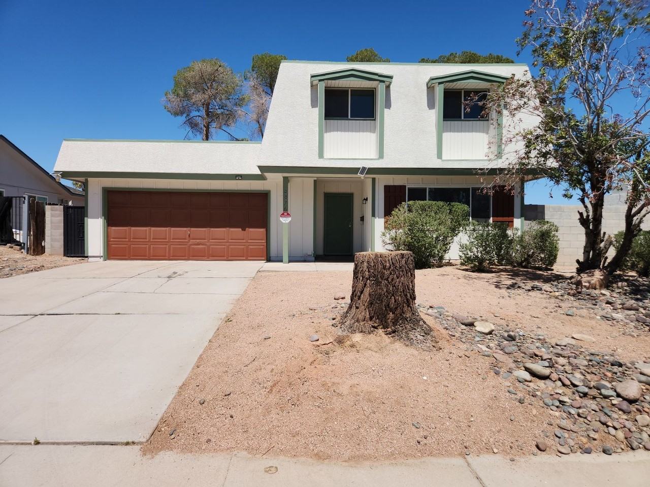 4476 El Como Way - Photo 2 of 23