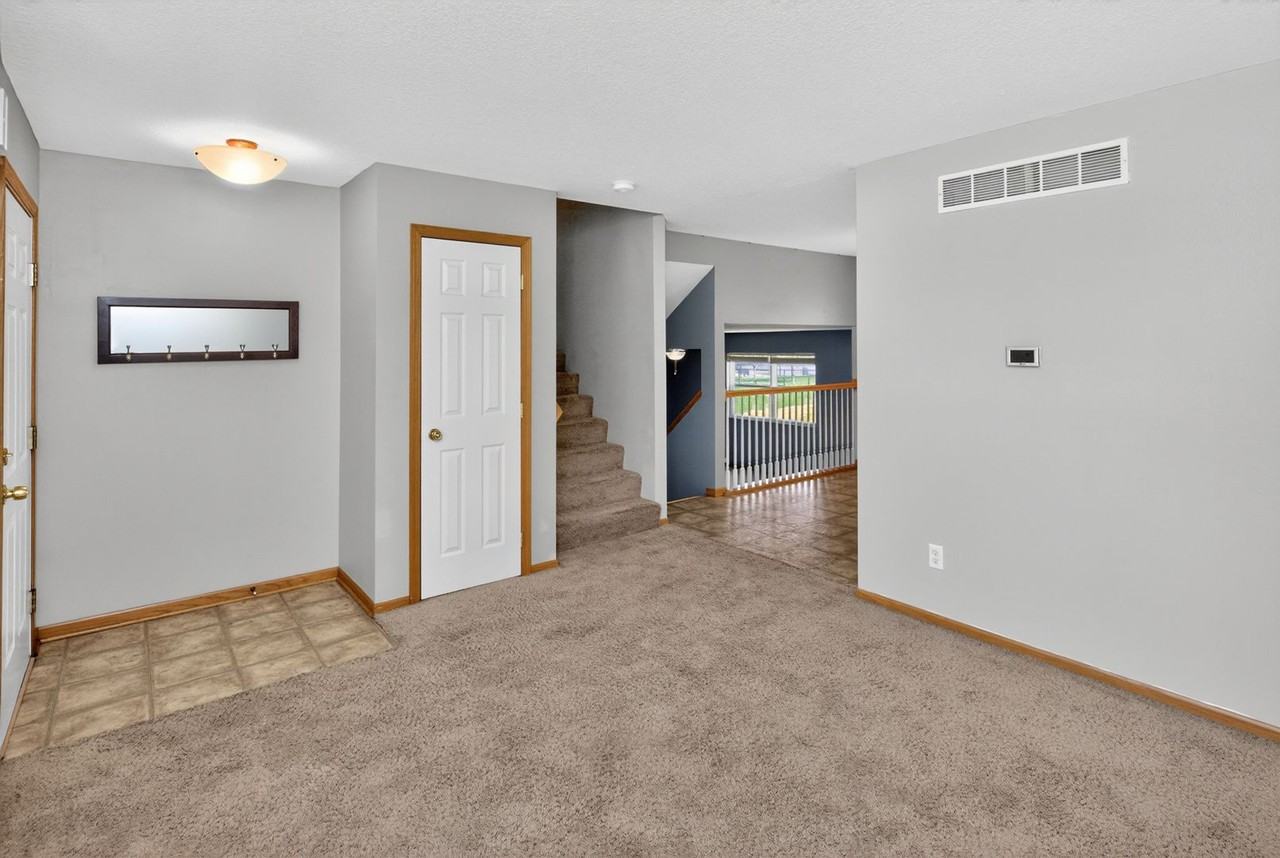 1603 Sw Twin Gates Dr - Photo 6 of 25