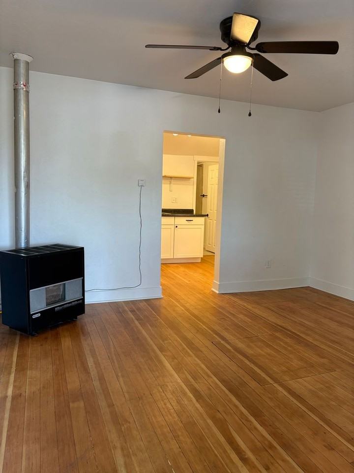 330 Ouray Ave - Photo 4 of 14