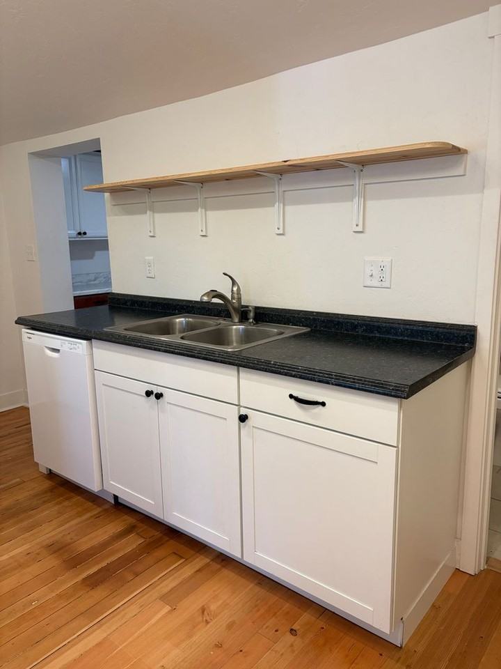 330 Ouray Ave - Photo 6 of 14