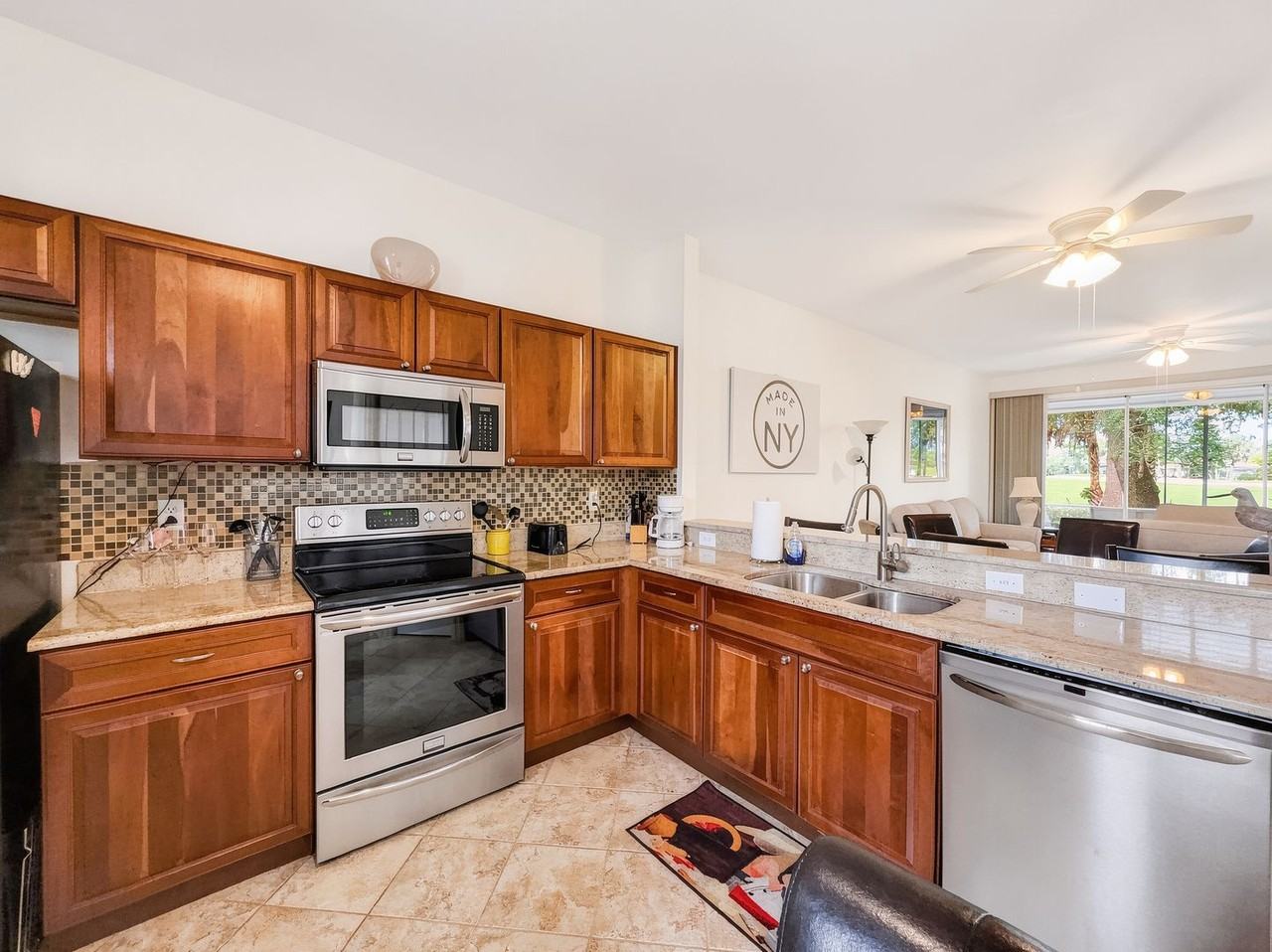 8065 Tiger Cv - Photo 2 of 36