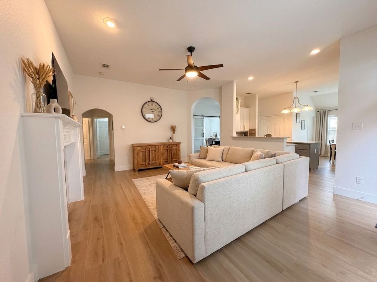 513 Truax Dr - Photo 6 of 21