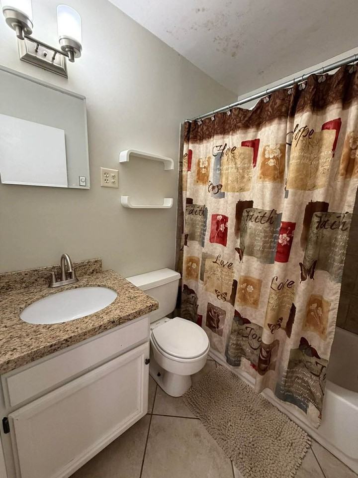 178 W Geneva - Photo 5 of 45