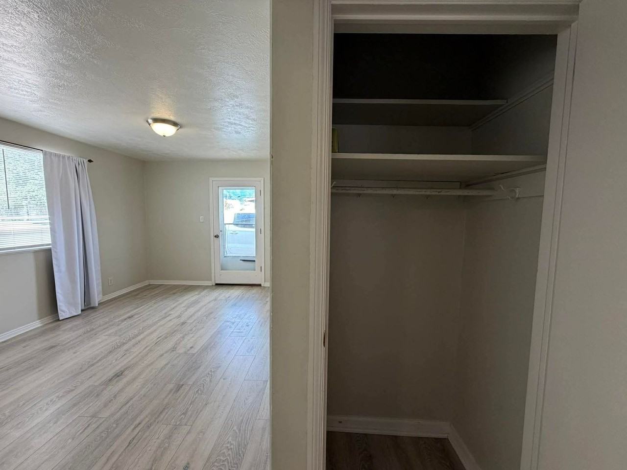 178 W Geneva - Photo 7 of 45