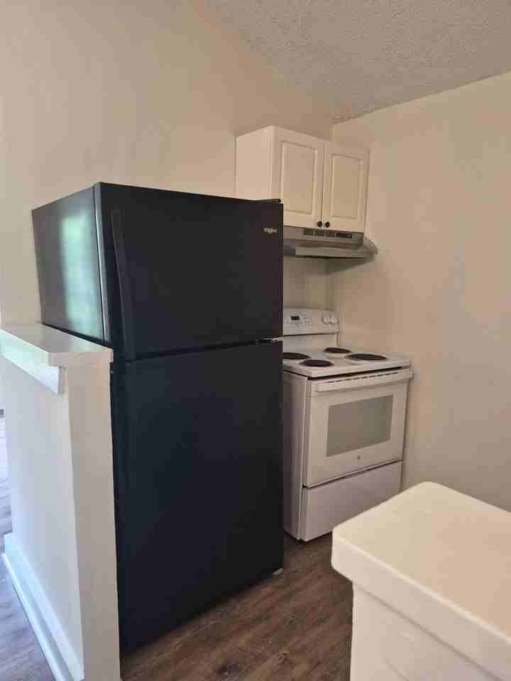 4134 Smith Rd - Photo 3 of 11