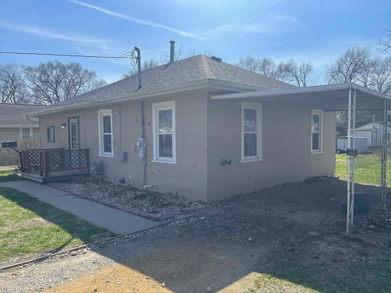 1324 Mary Ave - Photo 2 of 6