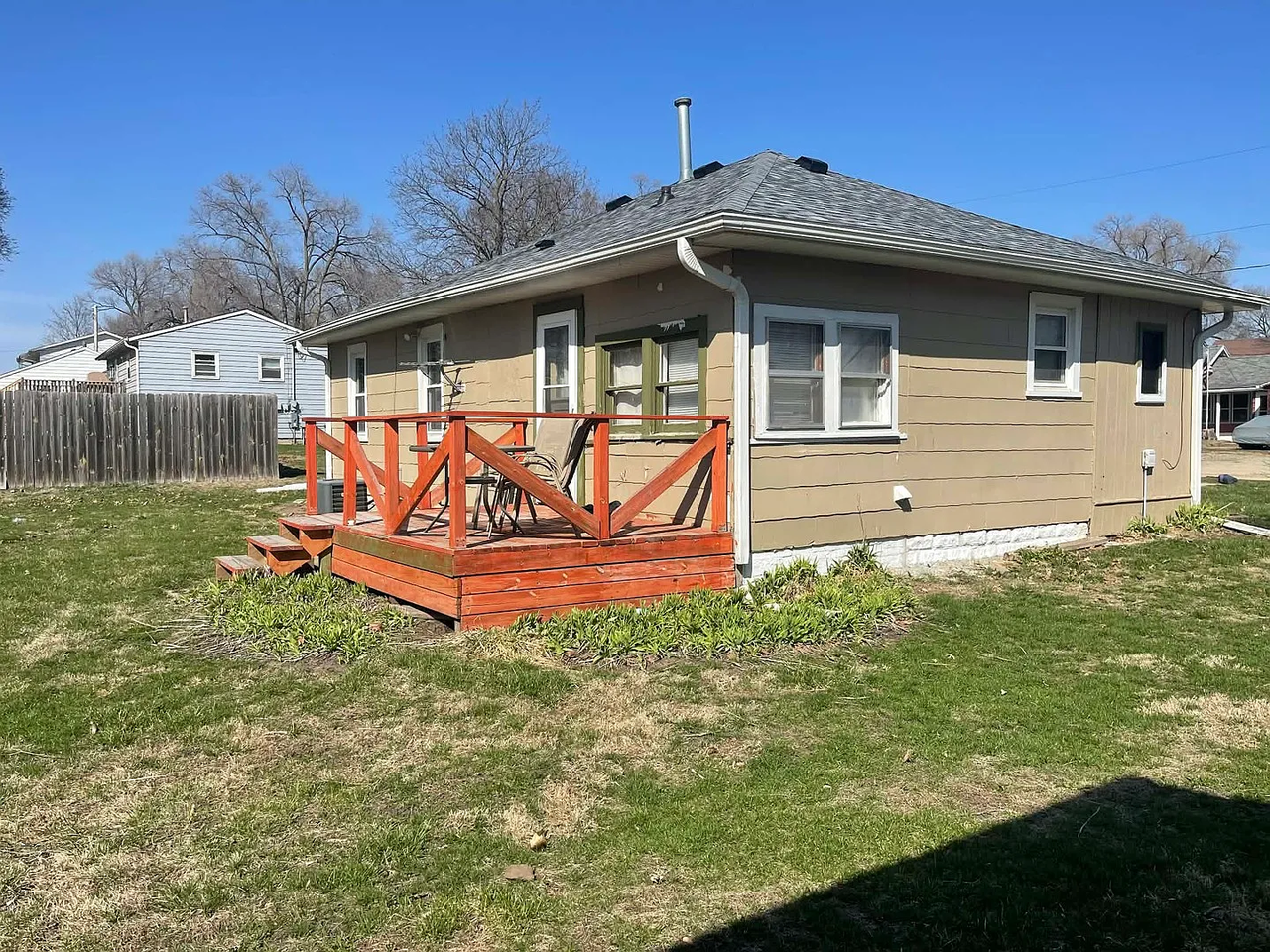 1324 Mary Ave - Photo 4 of 6