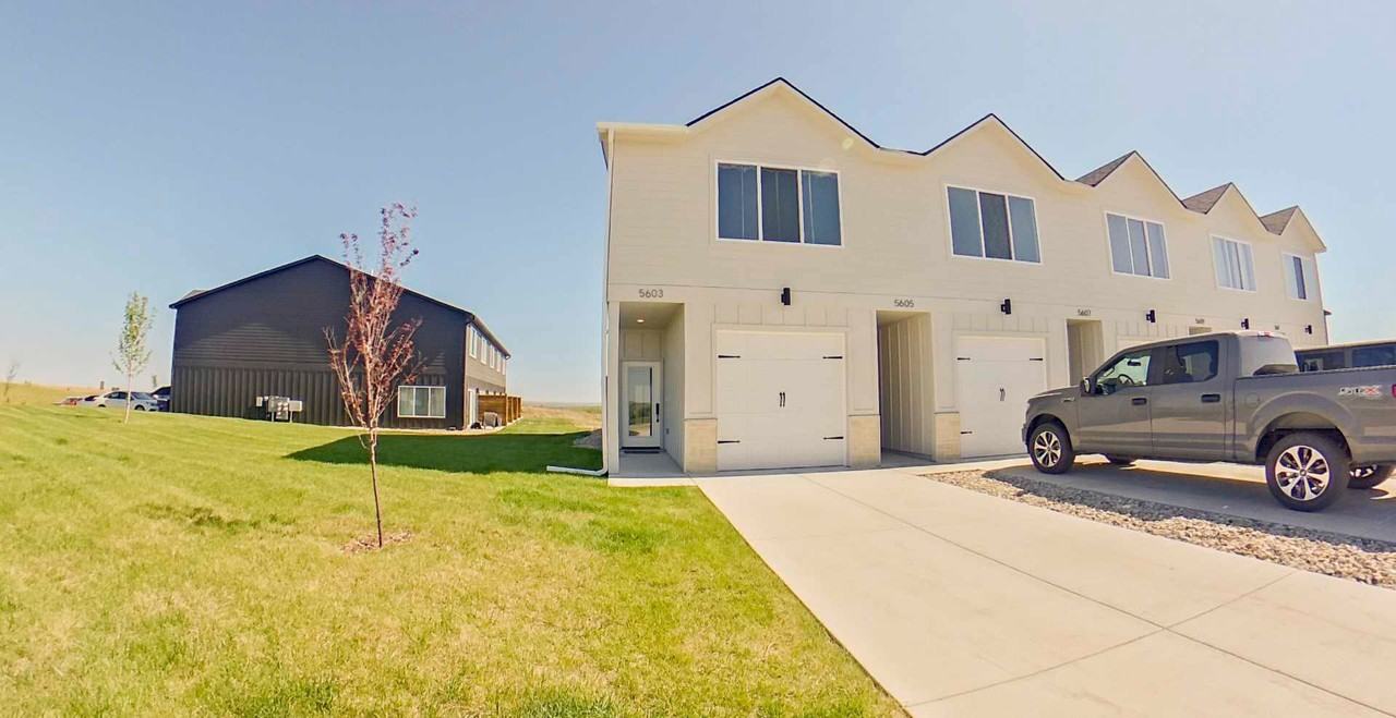 5603 Goheen Dr - Photo 3 of 11