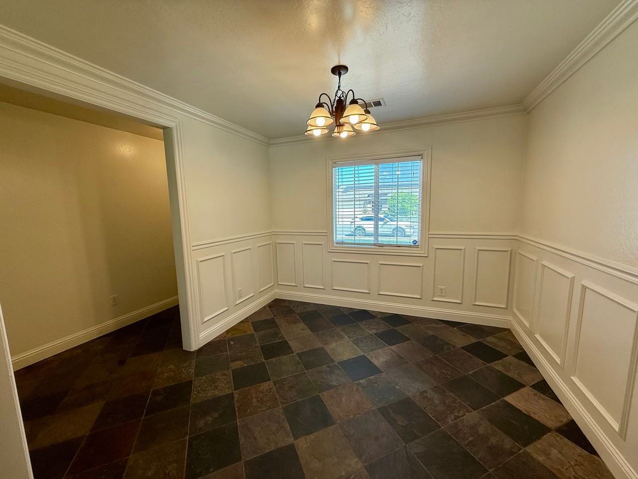 11507 Eresma Dr - Photo 2 of 14