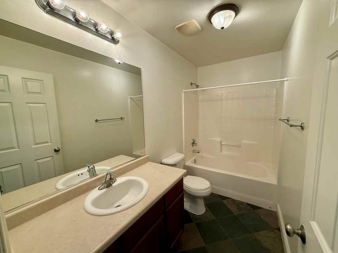 11507 Eresma Dr - Photo 7 of 14