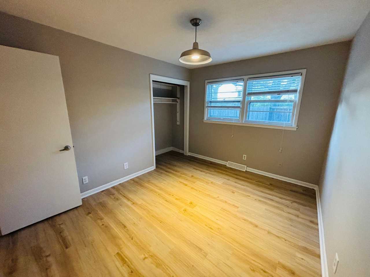 341 N Colonial Pl - Photo 7 of 14