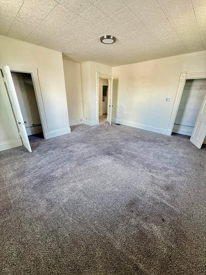 241 N Hayes Ave - Photo 5 of 13