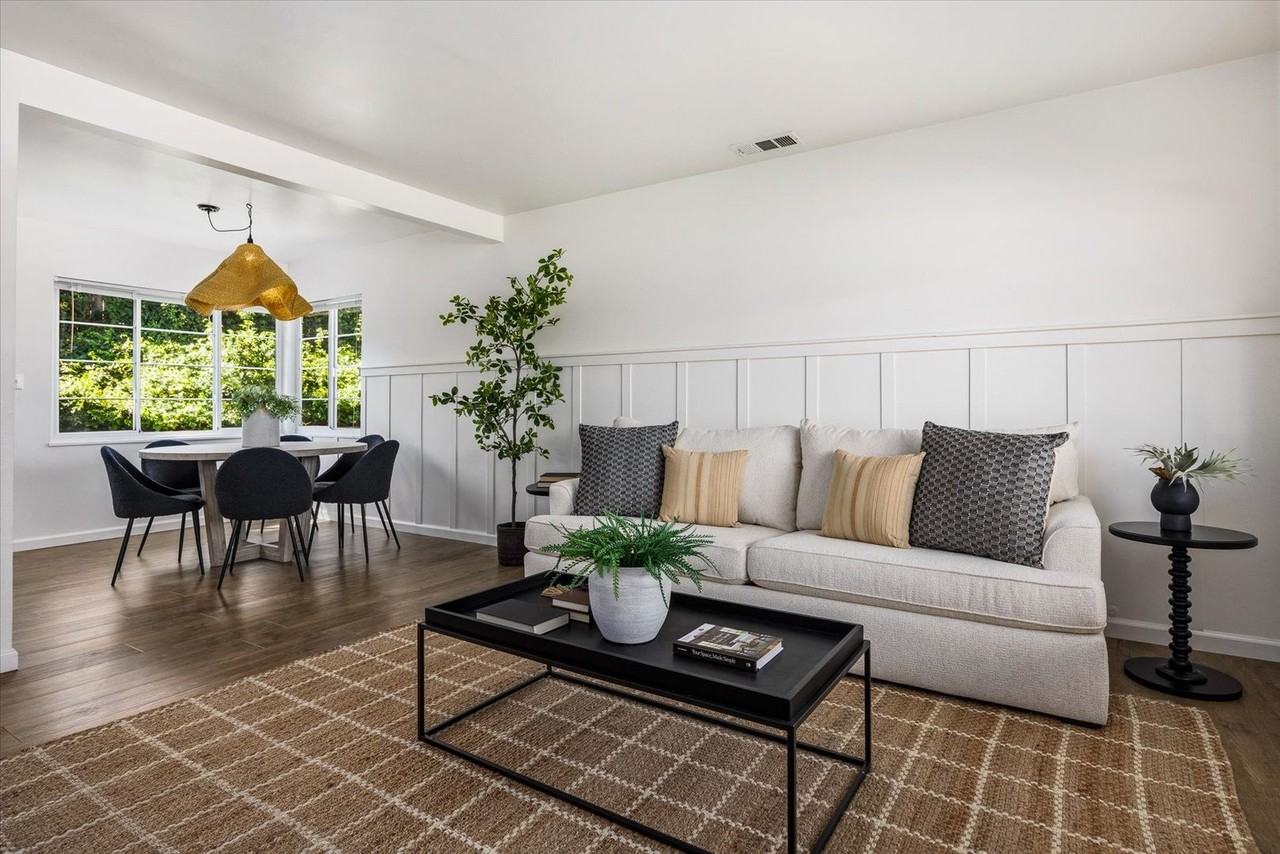 191 Del Sur Way - Photo 2 of 24