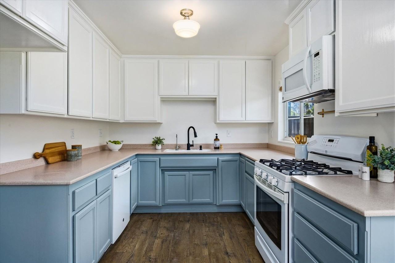 191 Del Sur Way - Photo 7 of 24