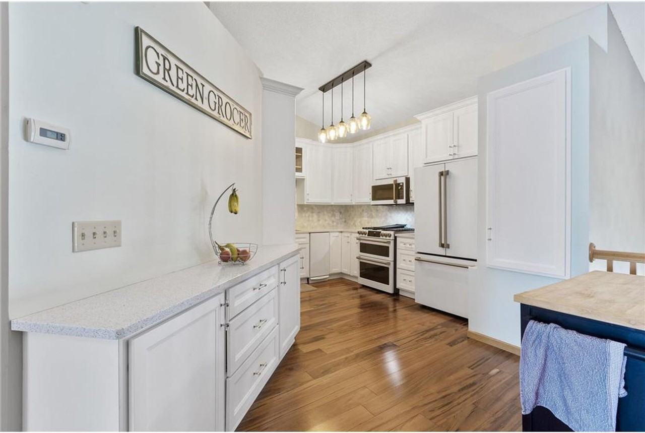 21776 Linden Way - Photo 2 of 25