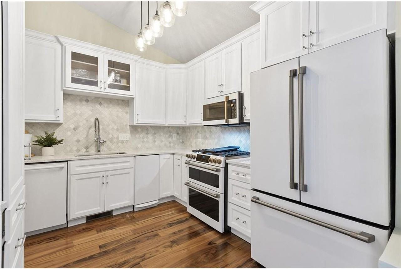 21776 Linden Way - Photo 4 of 25