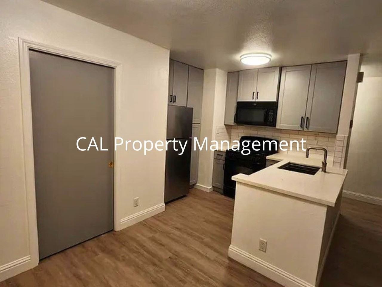 2362 N Main St #2 - Photo 3 of 15