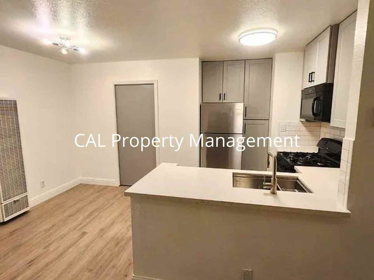 2362 N Main St #2 - Photo 4 of 15