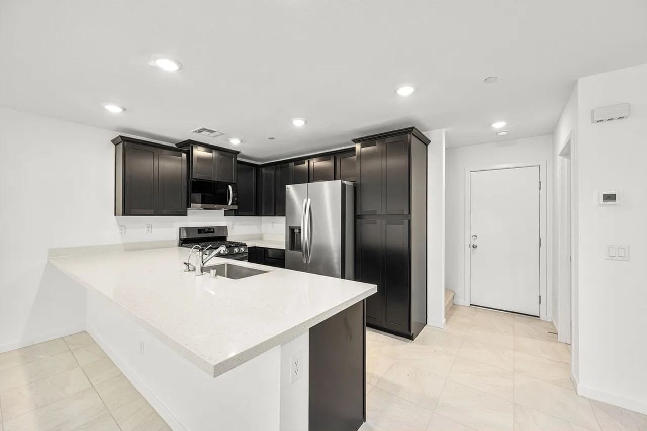 5913 Yee Haw St #125 - Photo 5 of 18