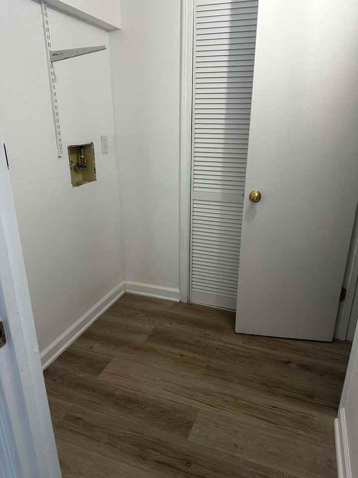 4904 Fontana St - Photo 4 of 19