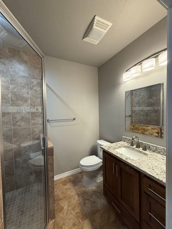 152 Navarro Xing - Photo 6 of 12