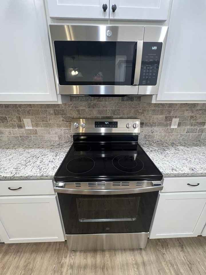 7600 Wildflower Way - Photo 4 of 18