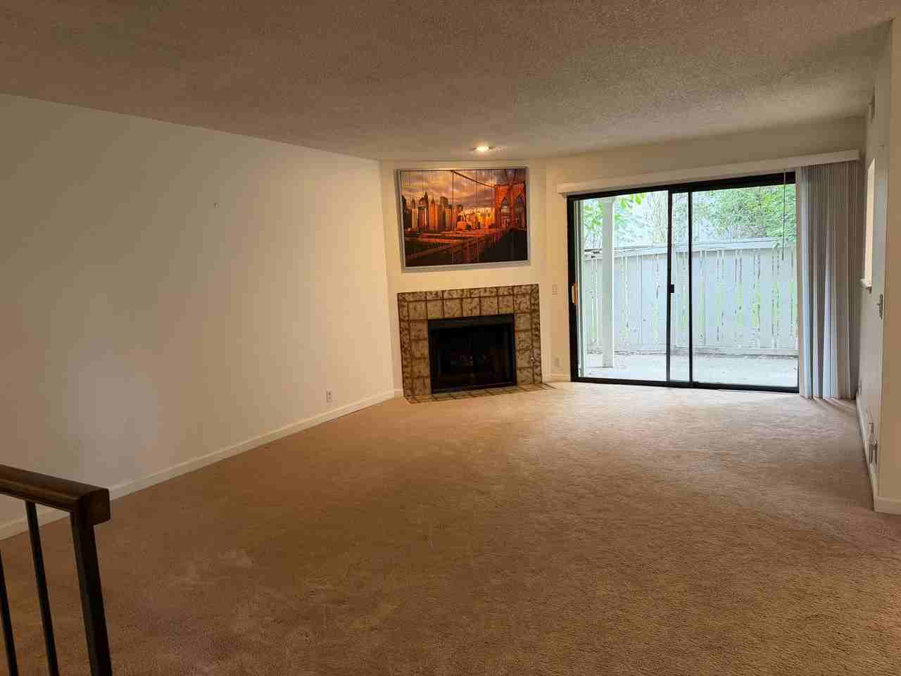 7806 Wren Ln - Photo 4 of 33