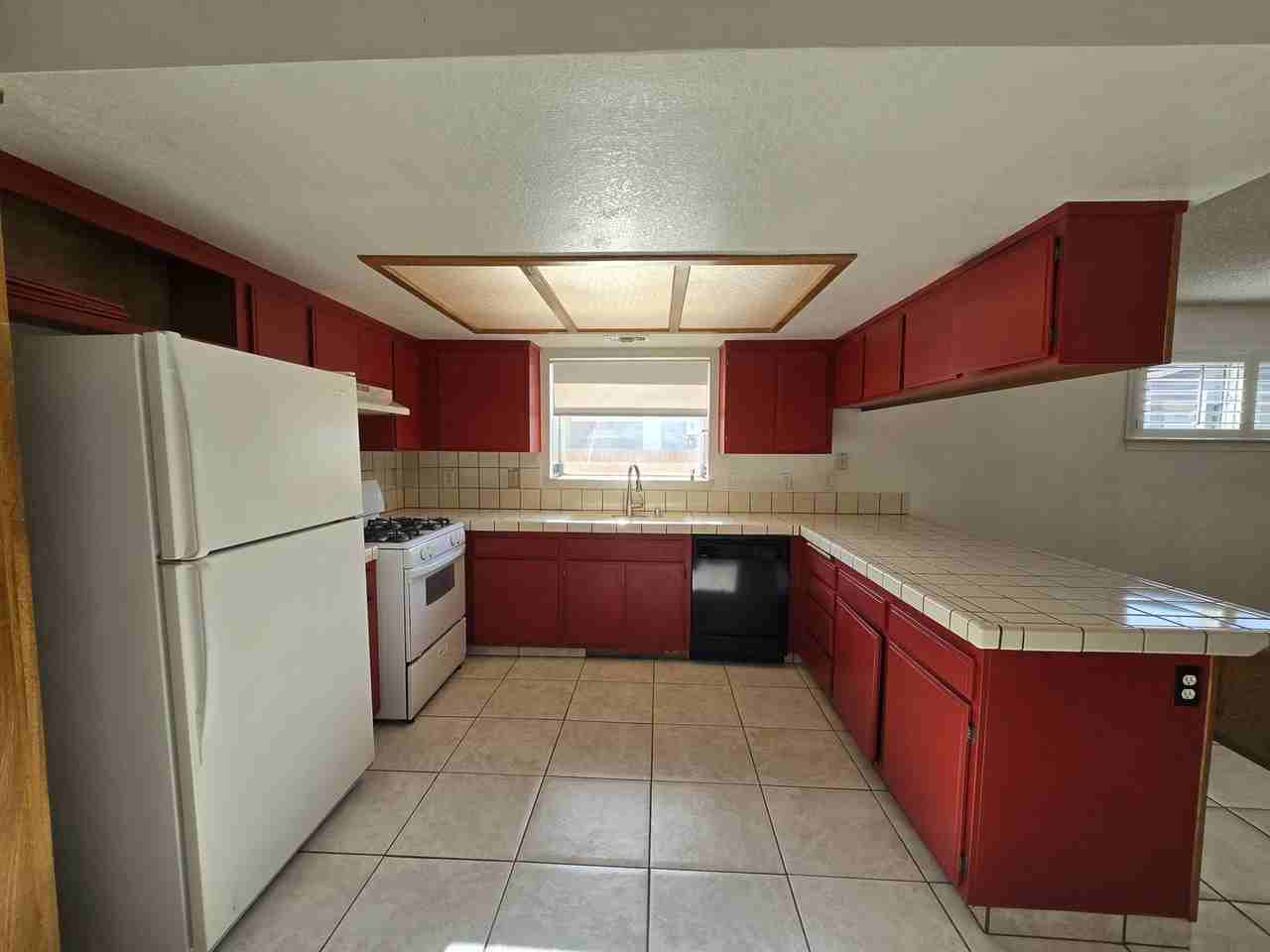 3559 Spice St - Photo 4 of 15