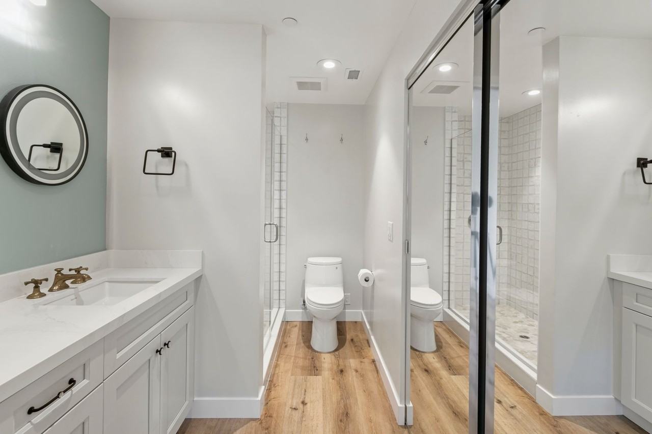 1063 Dover Dr - Photo 7 of 13