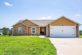 206 Kelly Ln - Photo 1 of 1