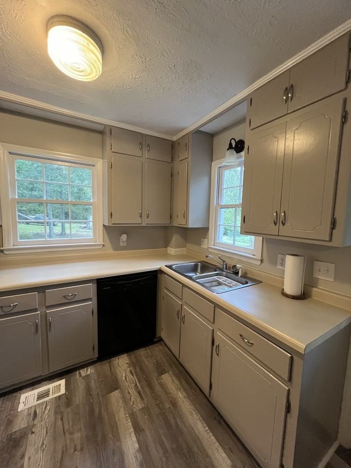 1631 Rays Church Rd #1 - Photo 7 of 10