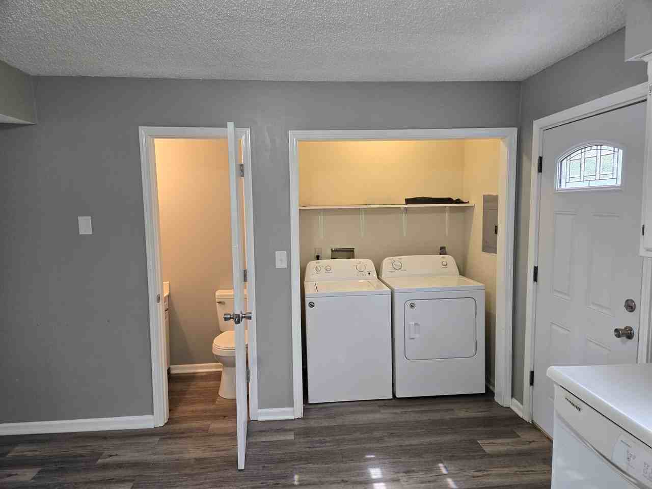 808 Foster Ln #2 - Photo 4 of 15