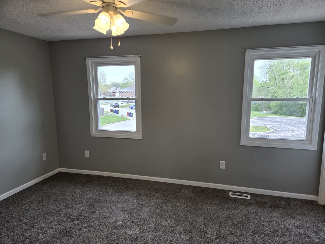 808 Foster Ln #2 - Photo 5 of 15