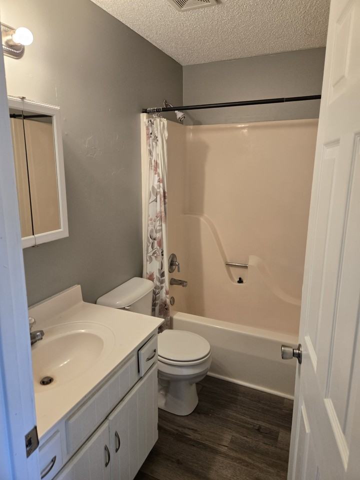 808 Foster Ln #2 - Photo 7 of 15