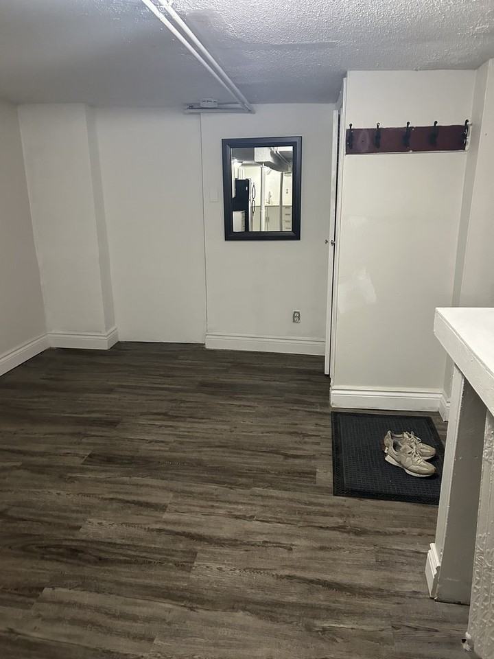 268 Clinton St - Photo 5 of 6